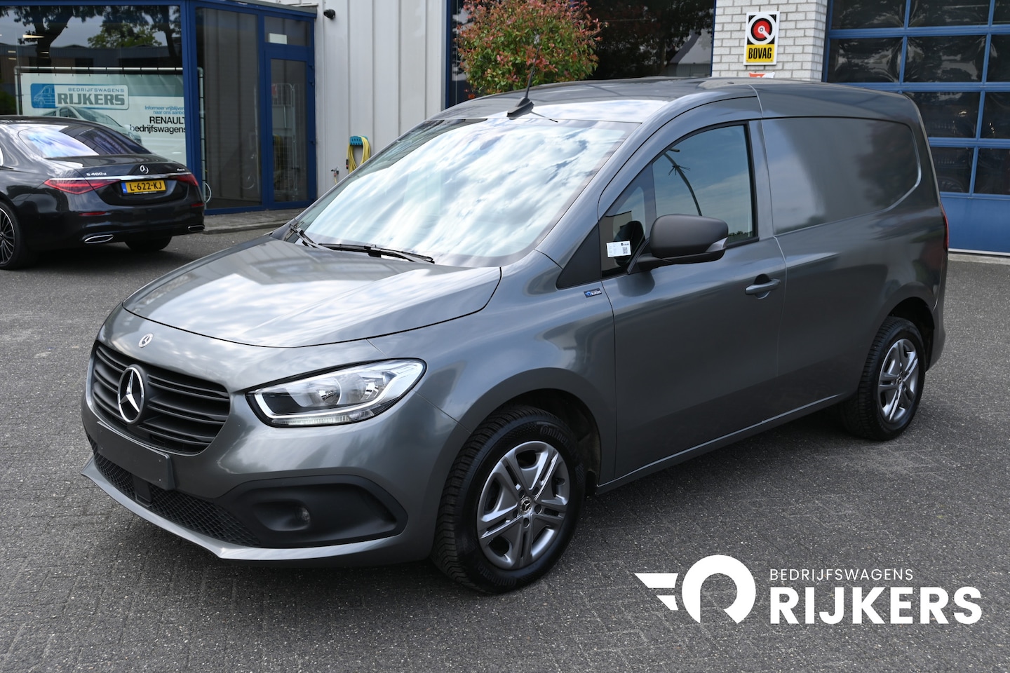 Mercedes-Benz Citan - 110 CDI L1 MBUX met Apple Carplay/Android Auto, Trekhaak, Cruise control - AutoWereld.nl