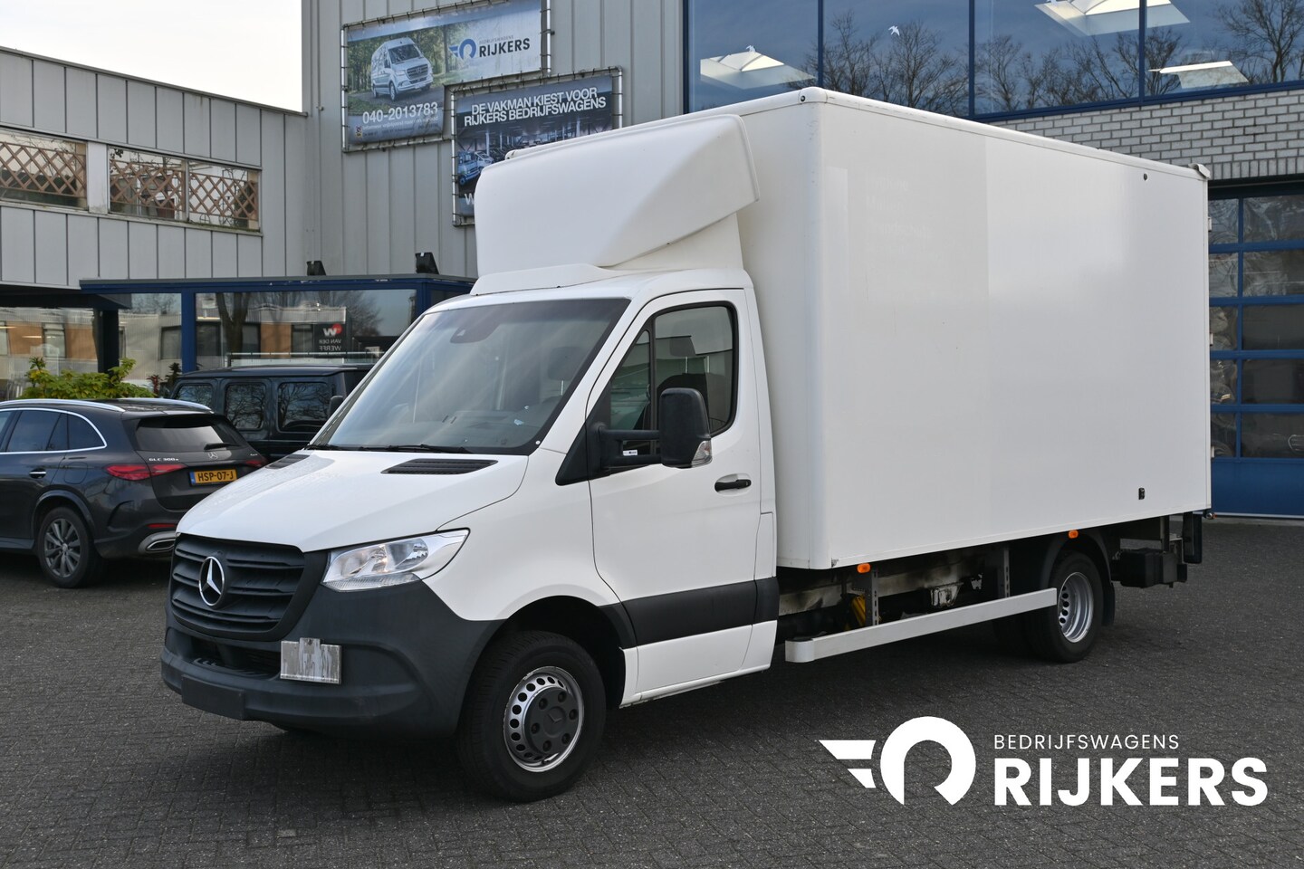 Mercedes-Benz Sprinter - 514 CDI L3 Bakwagen met laadklep Camera, MBUX, Geveerde stoel, Stoelverwarming - AutoWereld.nl