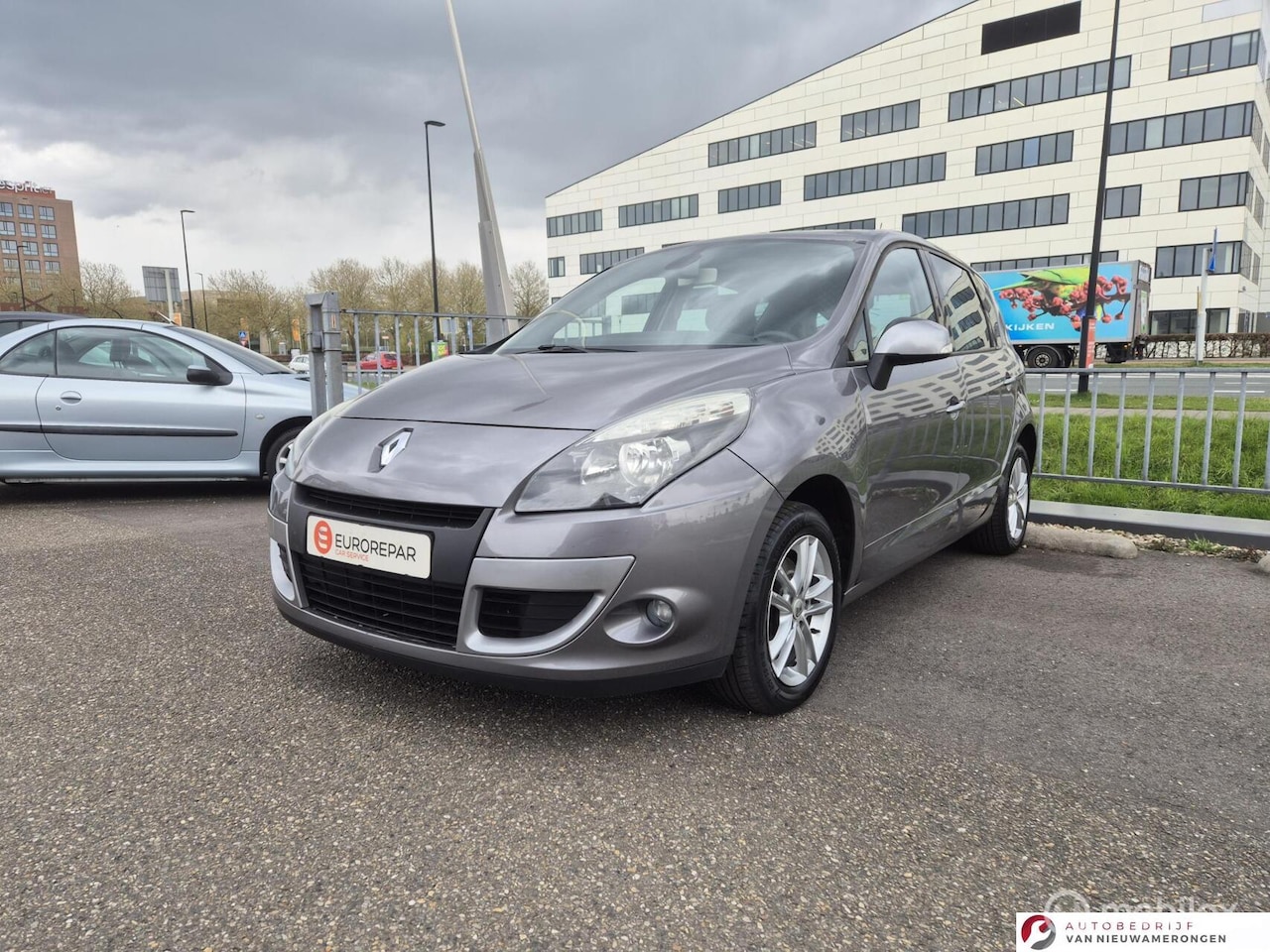 Renault Scénic - 1.6 Parisienne E85 1.6 Parisienne E85 - AutoWereld.nl