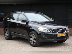 Volvo XC60 - 3.0 T6 AWD Momentum Xenon/Leer/Parkeersensor/Stoelverwarming