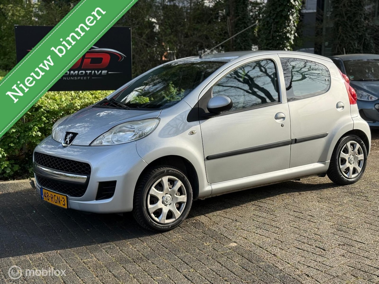 Peugeot 107 - 1.0-12V XS 1.0-12V XS - AutoWereld.nl