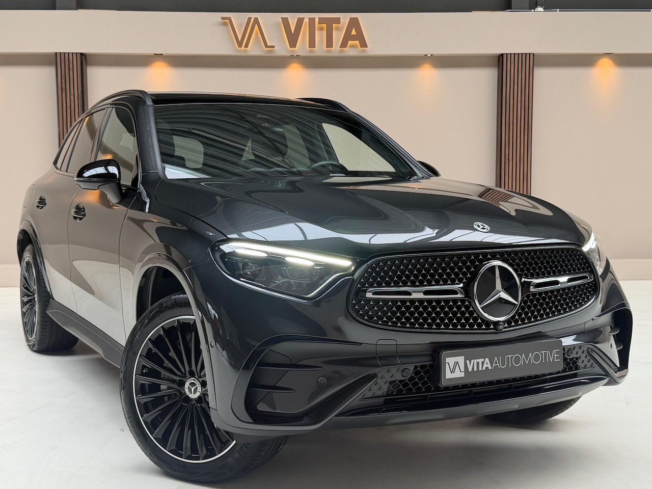 Mercedes-Benz GLC-klasse - 300e 4MATIC AMG Line Pano|Memory|Burmester|360 Camera| - AutoWereld.nl