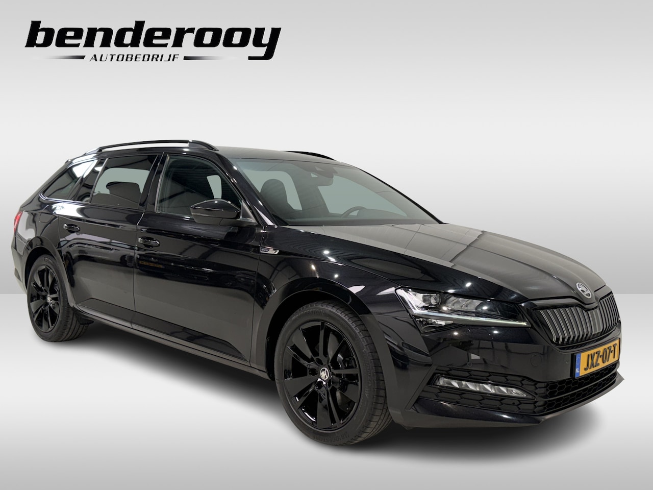 Skoda Superb Combi - 1.4 TSI iV Sportline Business 1.4 TSI iV Sportline Business - AutoWereld.nl