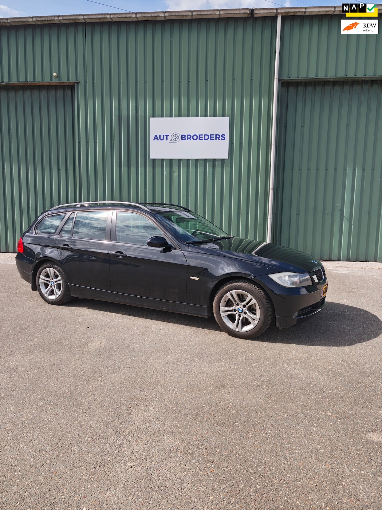 BMW 3-serie Touring - 318i Business Line INRUIL AUTO - ZO MEENEMEN - AUTOMAAT - AutoWereld.nl