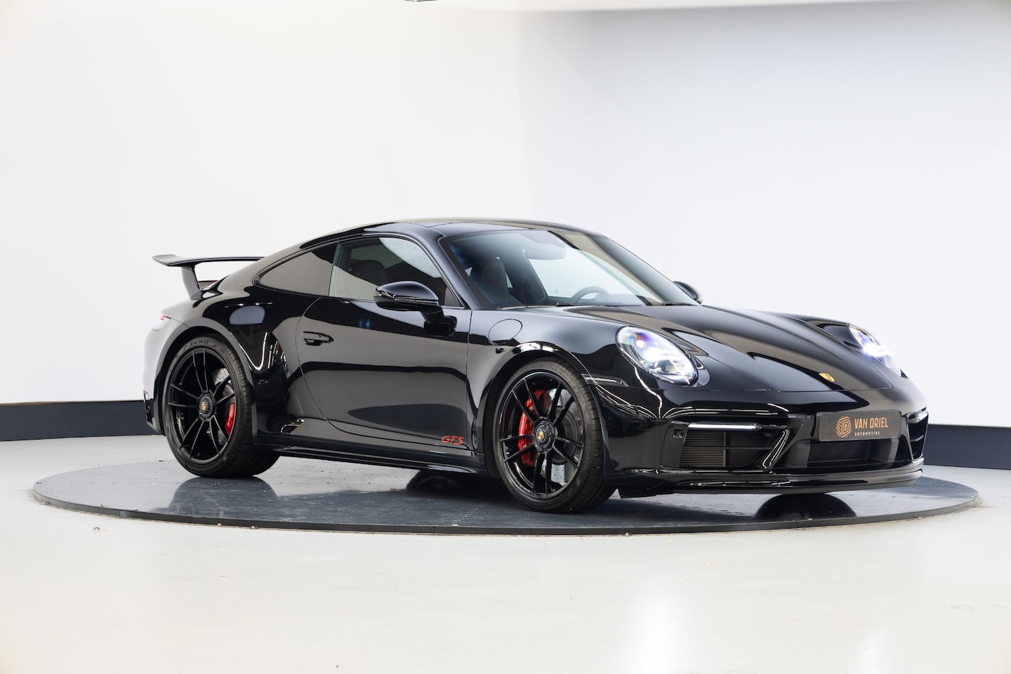 Porsche 911 - 3.0 Carrera GTS | Aerokit | Glazen schuifdak | Bose | Lift | Sportuitlaat | - AutoWereld.nl