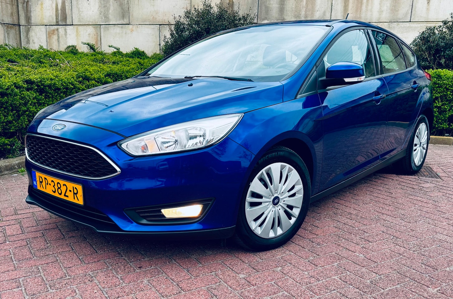 Ford Focus - 1.0 Lease Edition/D-RIEM V.V /2DE EIG/TOP STAAT/ - AutoWereld.nl