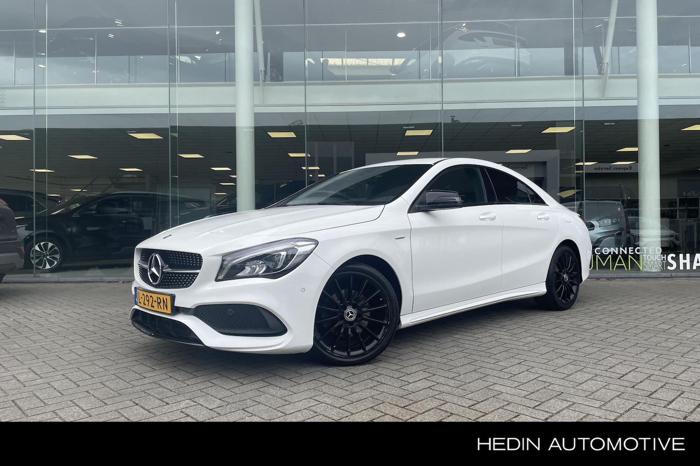 Mercedes-Benz CLA-Klasse - 180 Business Solution | Automaat | Leder | Lm velgen | - AutoWereld.nl
