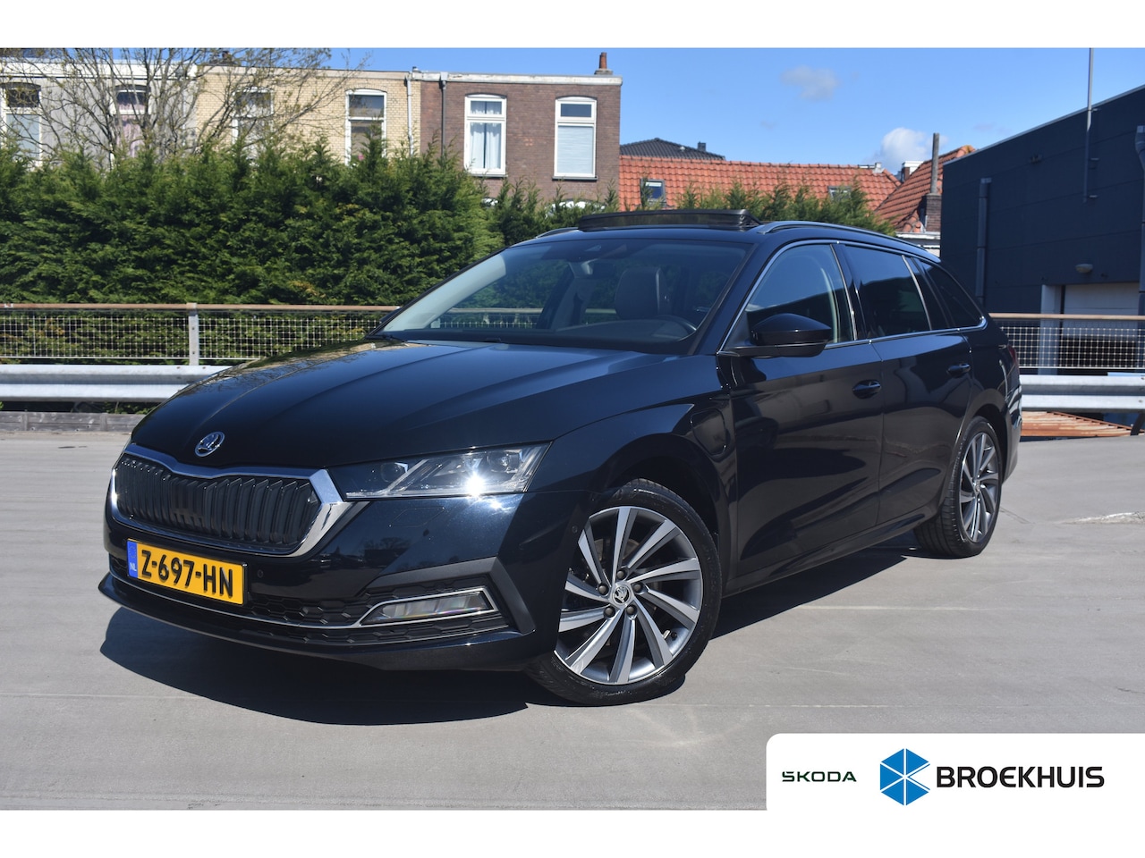 Skoda Octavia Combi - 1.4 TSI 204PK iV PHEV Business Edition Plus | STOELENVERW. | KEYLESS ENTREE | CAMERA. ACHT - AutoWereld.nl