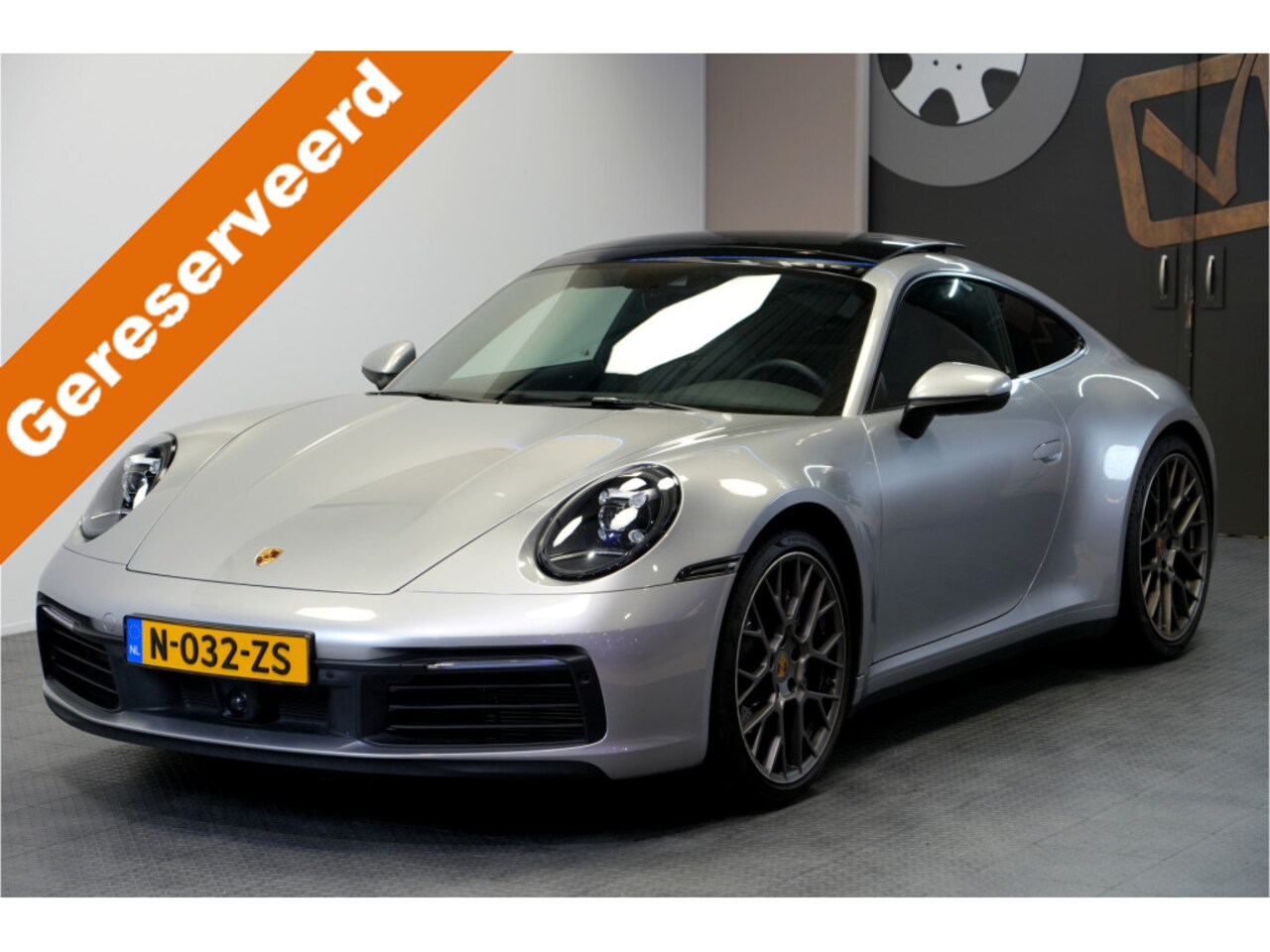 Porsche 911 - 3.0 Carrera PDK8 INNODRIVE + PANORAMADAK + ADAPT.CRUISE + KRIJT STIKSELS + CAMERA + LICHT - AutoWereld.nl