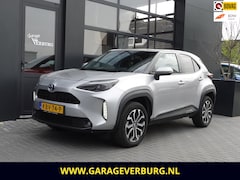 Toyota Yaris Cross - 1.5 Hybrid Business Plus (Navigatie, Keyless, Camera, AdaptiveCruise, Stoel/stuurverwarmin