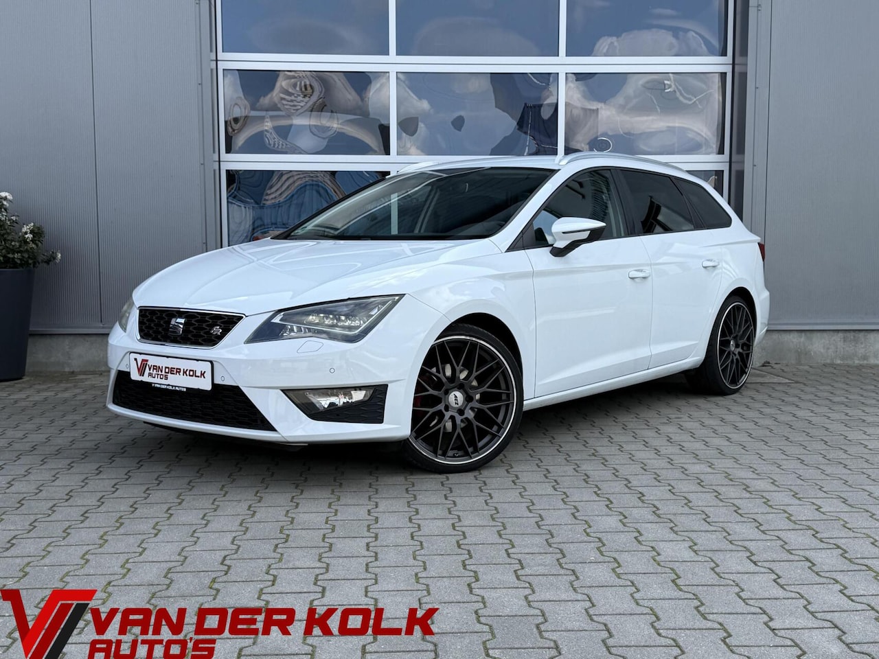 SEAT Leon ST - 1.4 EcoTSI FR 150 PK | LED | Half Leder | CarPlay | Navigatie | Climate | Cruise - AutoWereld.nl