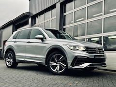 Volkswagen Tiguan - 1.4 TSI eHybrid R-Line | Panoramadak | LED | Trekhaak | Business+ | Camera | Adapt Cruise