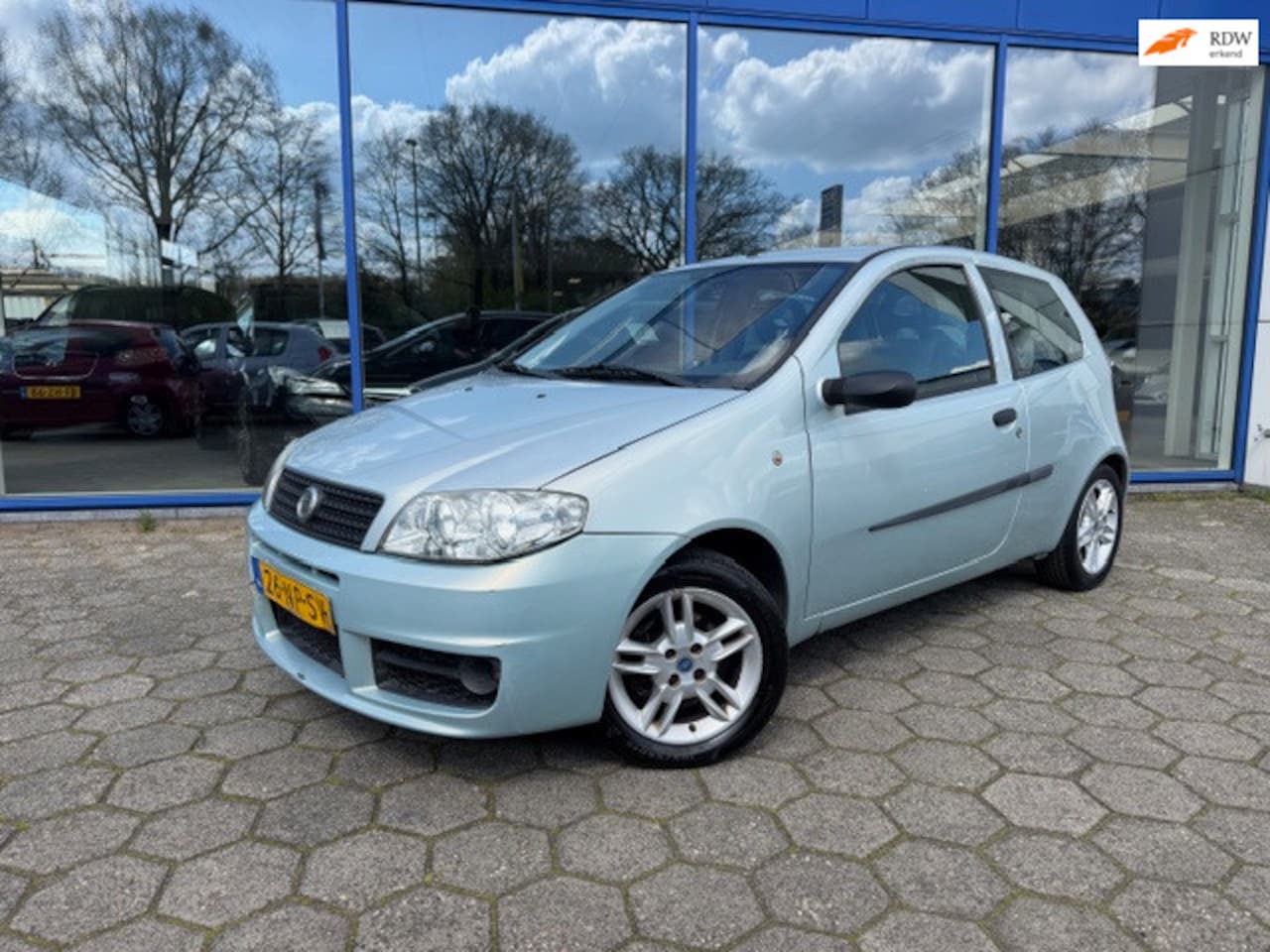 Fiat Punto - 1.2-16V Dynamic APK - NAP - Elek. Ramen - AutoWereld.nl