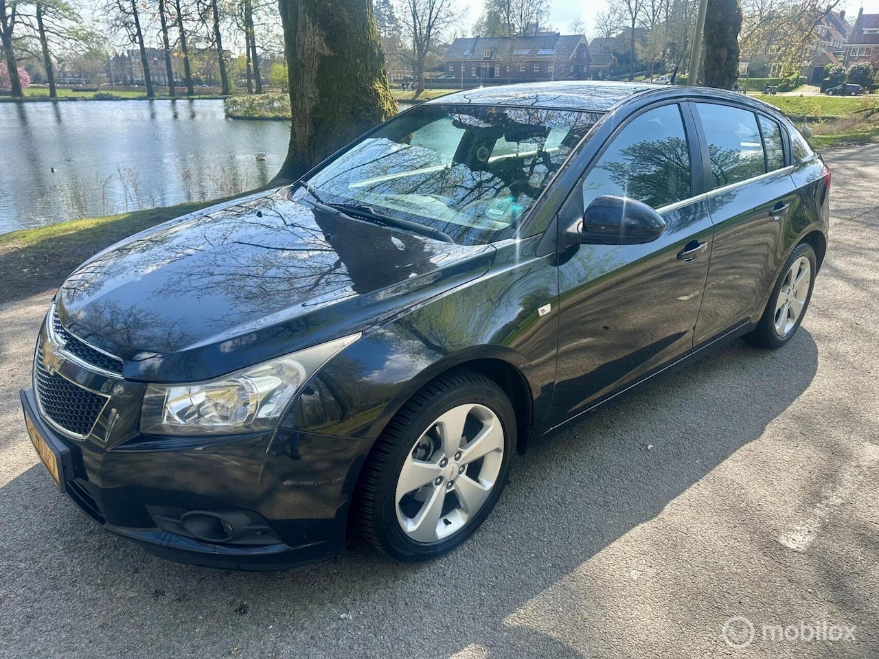 Chevrolet Cruze - 1.8 LT AIRCO CRUISE 14 maanden APK!!! - AutoWereld.nl