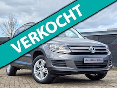 Volkswagen Tiguan - 1.4 TSI Comfort&Design*Pano*Navi*Pdc*Trekhk
