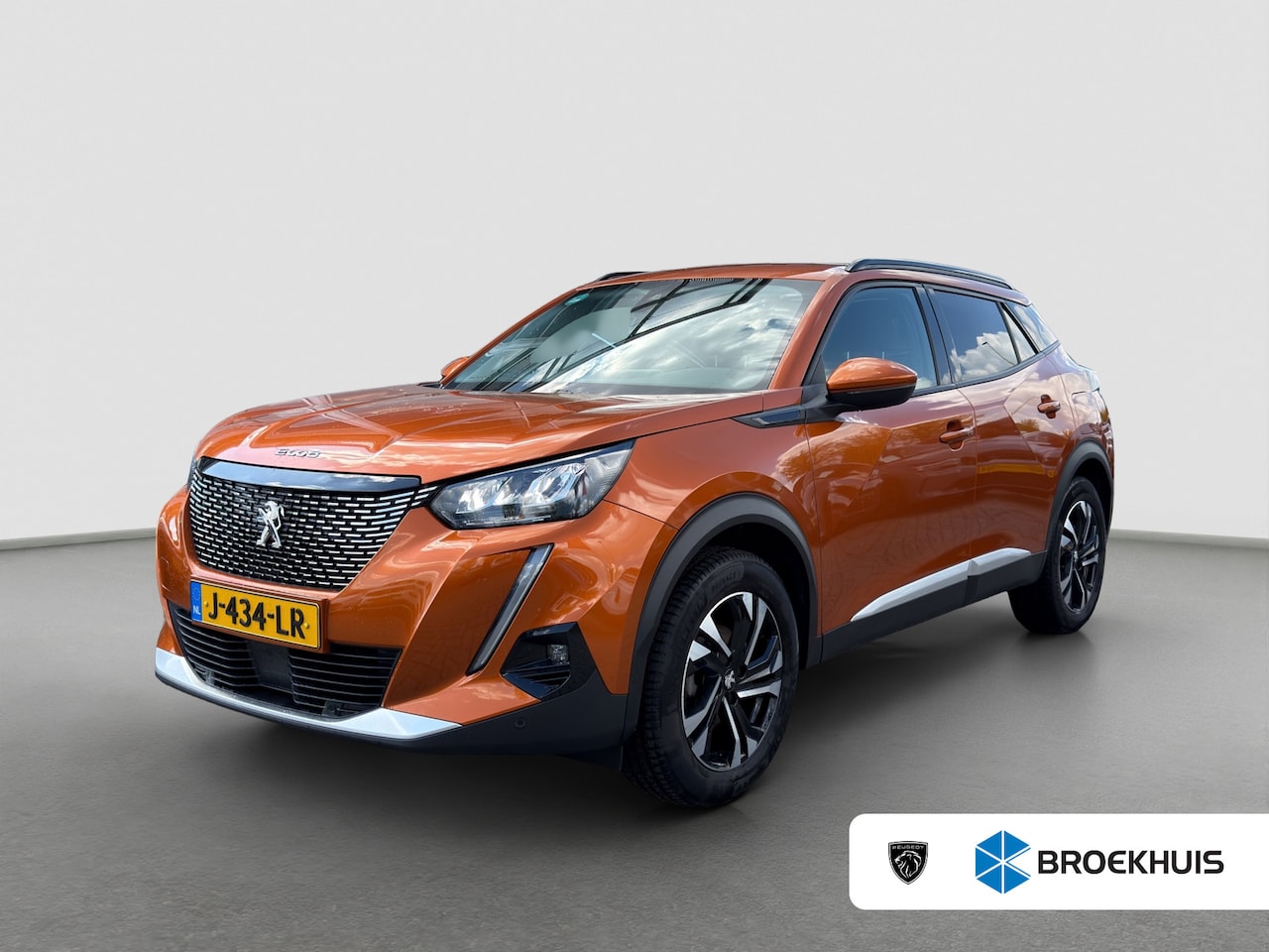 Peugeot 2008 - 1.2 PureTech Blue Lease Allure 130pk | Distributie vervangen | Trekhaak | Camera | Full LE - AutoWereld.nl