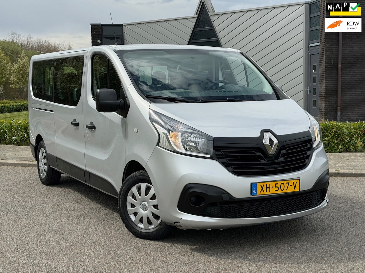 Renault Trafic Passenger - 1.6 dCi L2H1| Airco | Cruise | Radio | 9 persoons | - AutoWereld.nl