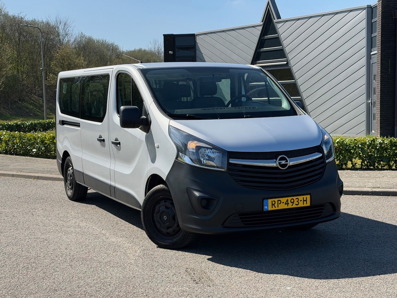 Opel Vivaro Combi - 1.6 CDTI L2H1| Airco | Cruise | Radio | 9 persoons | - AutoWereld.nl