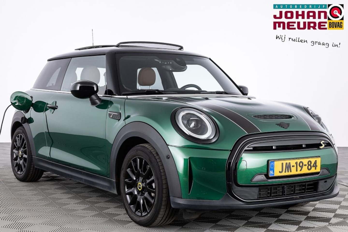 MINI Mini-Electric - Yours 33 kWh *SOH 97%* PANORAMADAK | LEDER | harman/kardon . - AutoWereld.nl