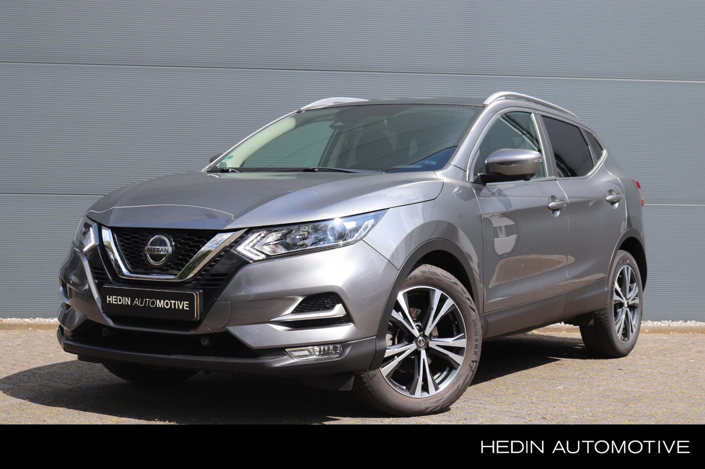 Nissan Qashqai - 1.3 DIG-T N-Connecta | Trekhaak | 1500 KG Trekvermogen | Navigatie | DAB | 360 Camera - AutoWereld.nl