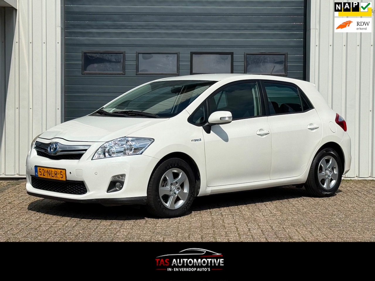 Toyota Auris - 1.8 Full Hybrid Aspiration 2e EIG/CLIMA/CRUISE - AutoWereld.nl
