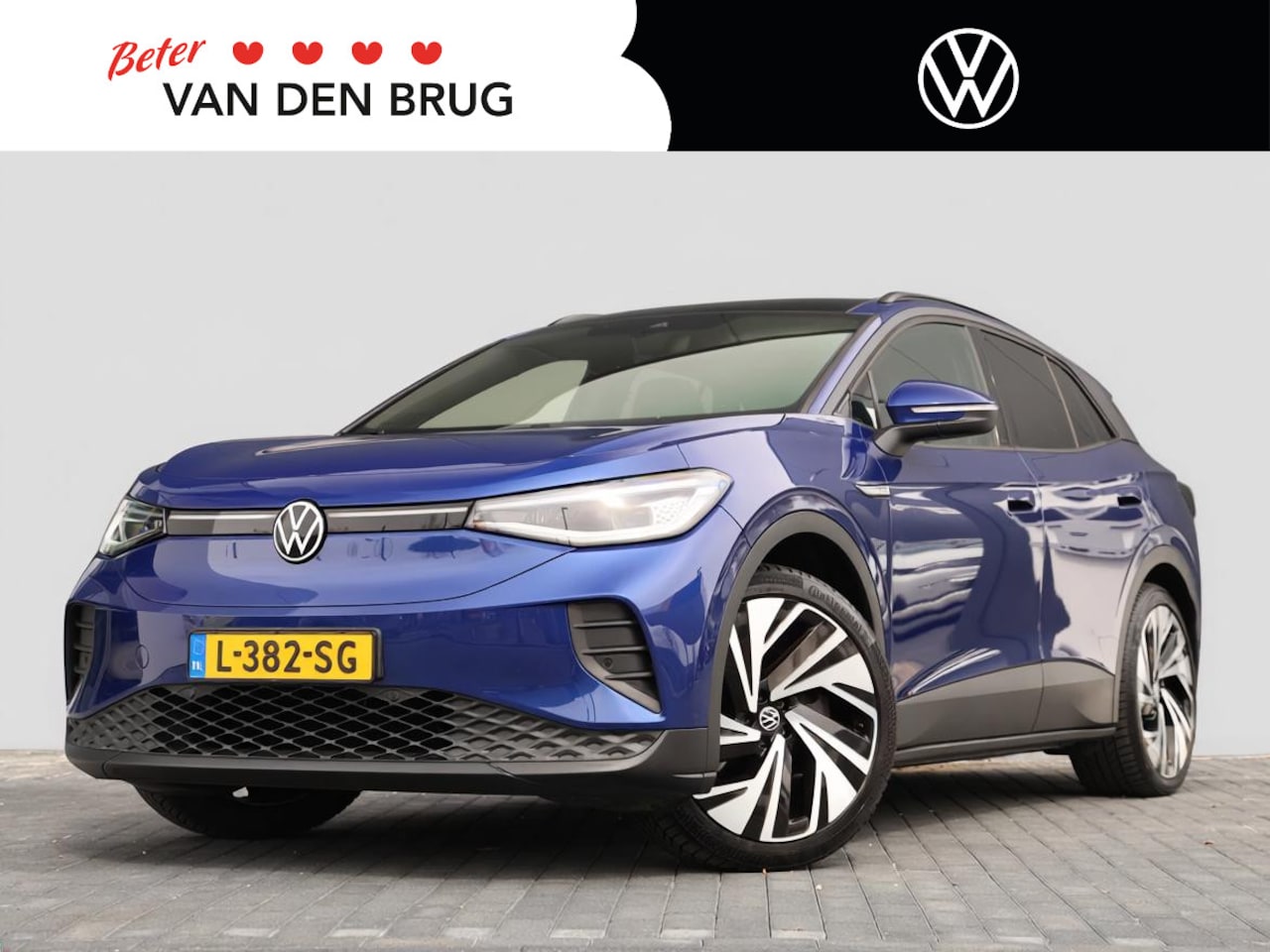 Volkswagen ID.4 - Family 77 kWh 204 pk | SOH 93% | Panoramadak | Keyless | Camera | Trekhaak | Led Matrix - AutoWereld.nl