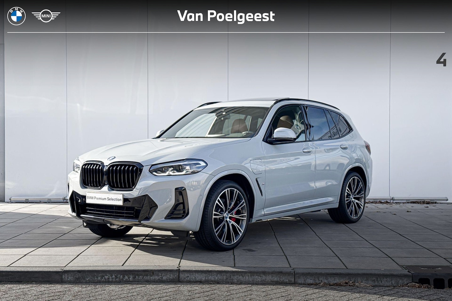 BMW X3 - xDrive30e M-Sport / Harman Kardon / Head Up  / Glazen Schuifdak / 21 inch / Driving Assist - AutoWereld.nl