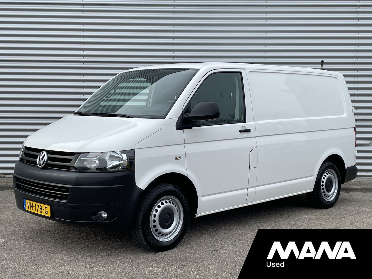 Volkswagen Transporter - 2.0TDI 102PK L1H1 Airco Cruise Lederen Stuurwiel Comfortstoelen - AutoWereld.nl