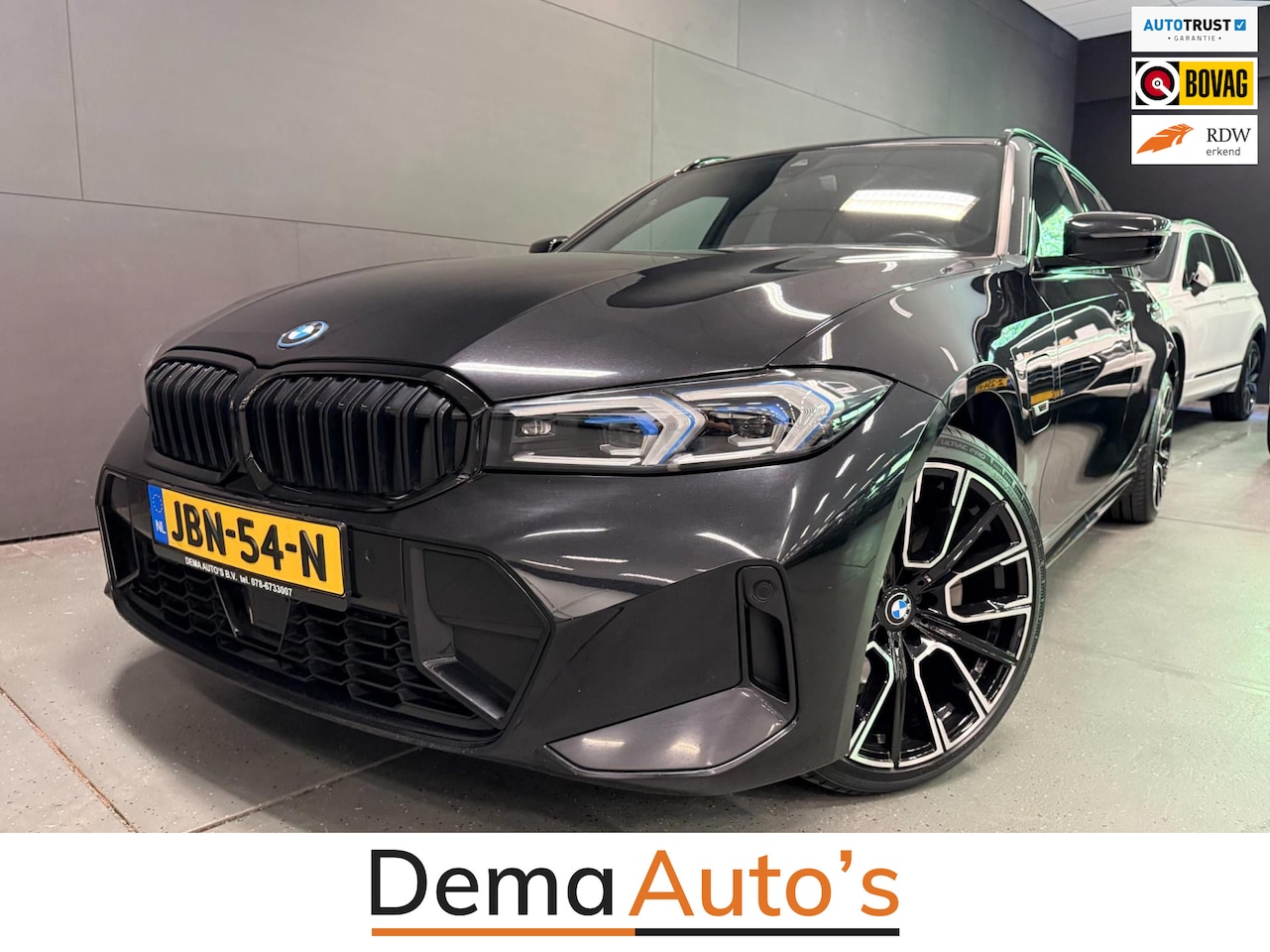 BMW 3-serie Touring - 330e M-SPORT FACELIFT BLACK-LINE 19'' FACELIFT SOH-TEST/V-COCPIT/DAB/CARPLAY/STOEL-M/LED/C - AutoWereld.nl