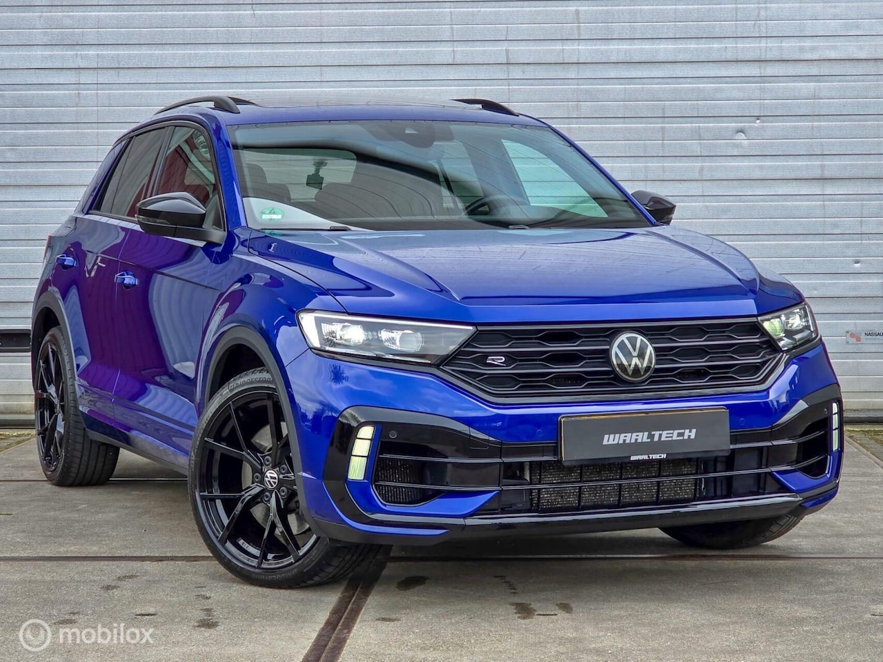 Volkswagen T-Roc - 2.0 TSI 4 motion R Pano Camera 19´´ LMV - AutoWereld.nl