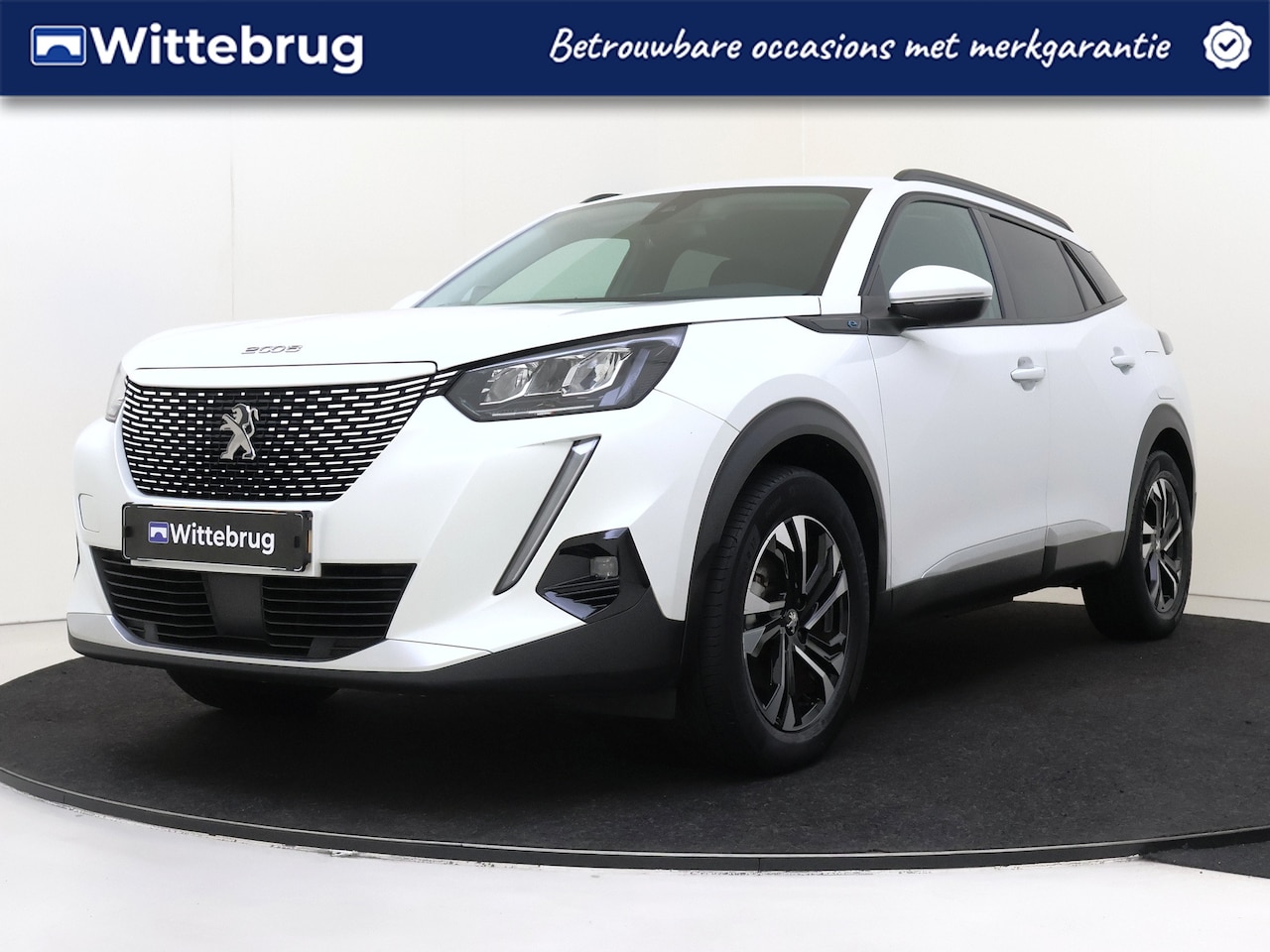 Peugeot e-2008 - EV Blue Lease Allure 50 kWh - AutoWereld.nl