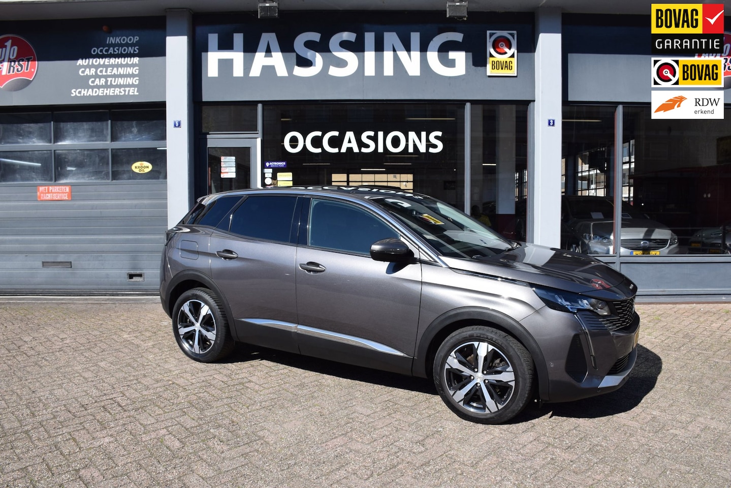 Peugeot 3008 - 1.2 PureTech Active Pack 1.2 PureTech Active Pack, Automaat , Led, Climatronic, PDC, Cr. contr., Electr.ramen, Appl - AutoWereld.nl