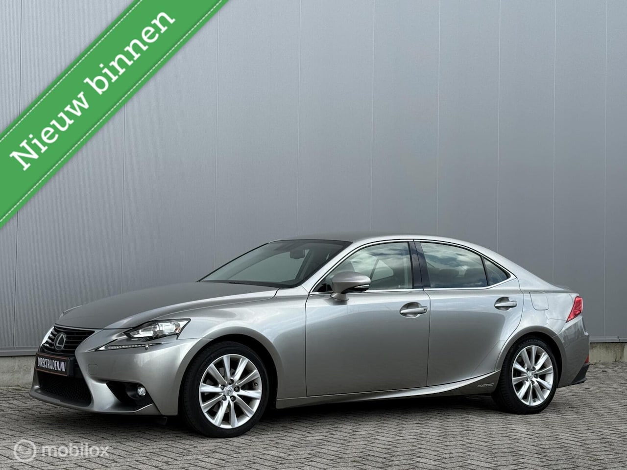 Lexus IS - 300h 25th Edition - trekhaak - Dealer onderhouden - AutoWereld.nl