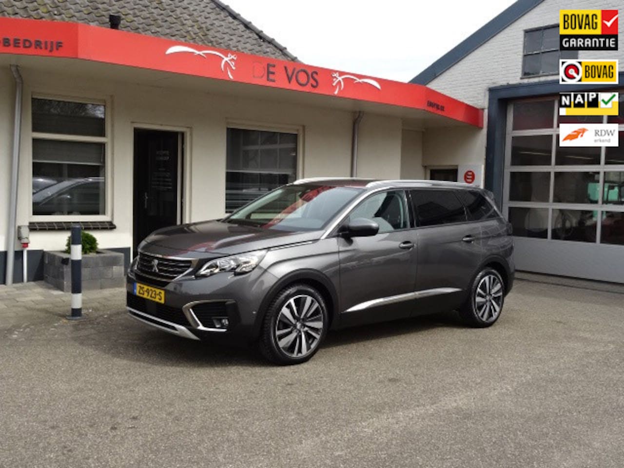 Peugeot 5008 - 1.2 PureTech Allure 1.2 PureTech Allure - AutoWereld.nl