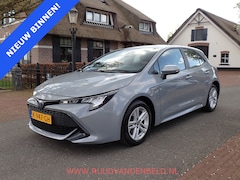 Toyota Corolla - 1.8 Hybrid Business CAMERA / CARPLAY / TREKHAAK / ACC