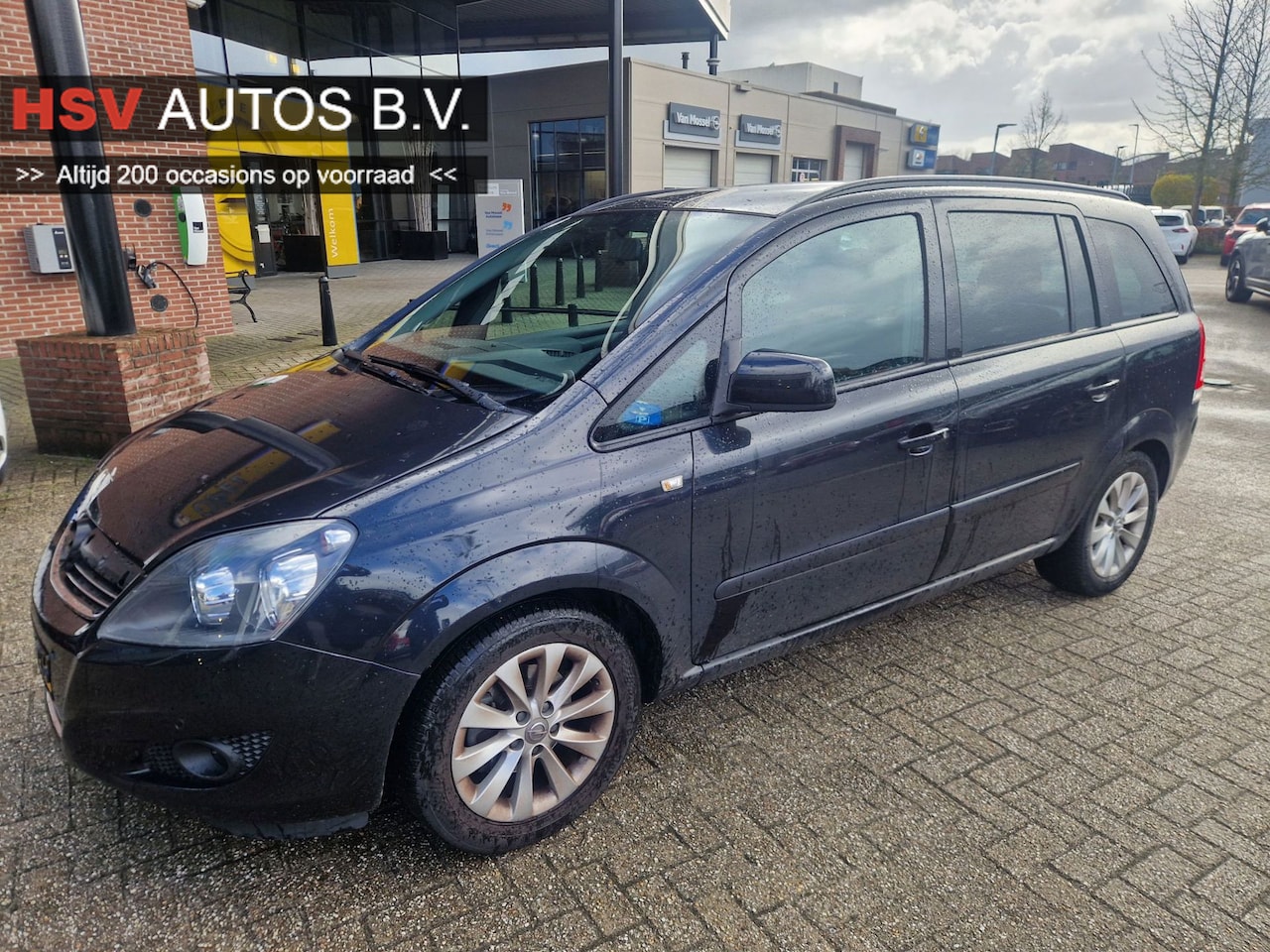 Opel Zafira - 1.8 Cosmo 7 pers navi LM airco *96.000km* - AutoWereld.nl
