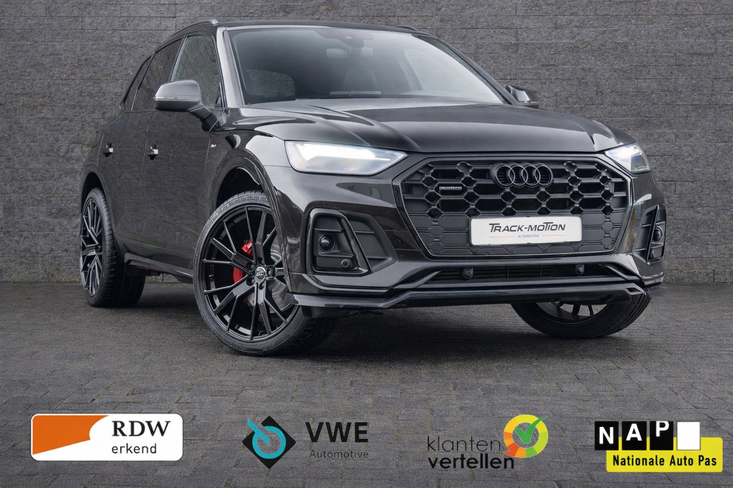 Audi Q5 - 50 TFSI e S edition Black & Black edition - AutoWereld.nl