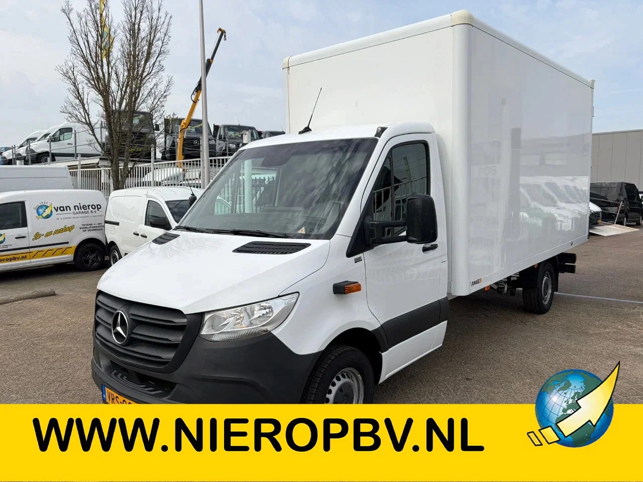 Mercedes-Benz Sprinter - 316CDI Bakwagen Airco Trekhaak EURO 6 120.000KM - AutoWereld.nl