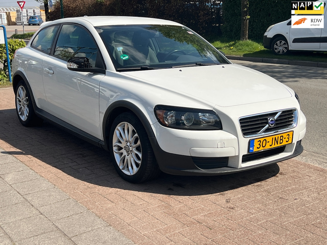 Volvo C30 - 1.6 Advantage *+Nwe APK| RIJDT GOED - AutoWereld.nl