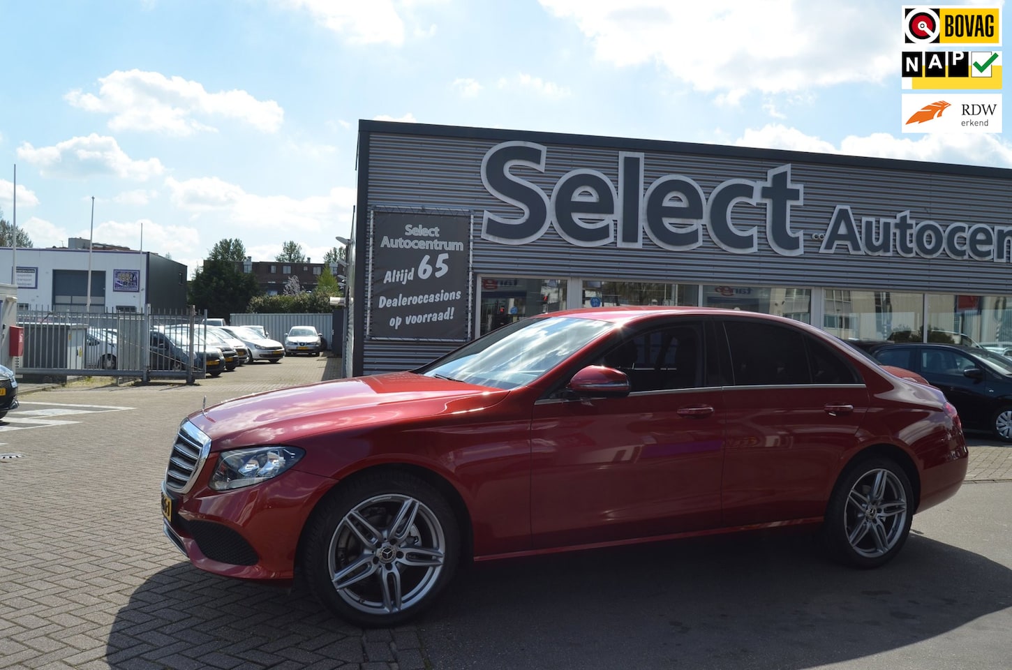Mercedes-Benz E-klasse - 200| NW MODEL WIDESCREEN| LMV19"| NAVI|ALARM|AUT| - AutoWereld.nl