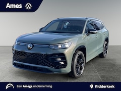 Volkswagen Tayron - R-Line Edition 1.5 eHybrid 204 PK | €2000, - inruilpremie | Black Style Pakket | Panorama