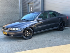 Volvo S60 - 2.4