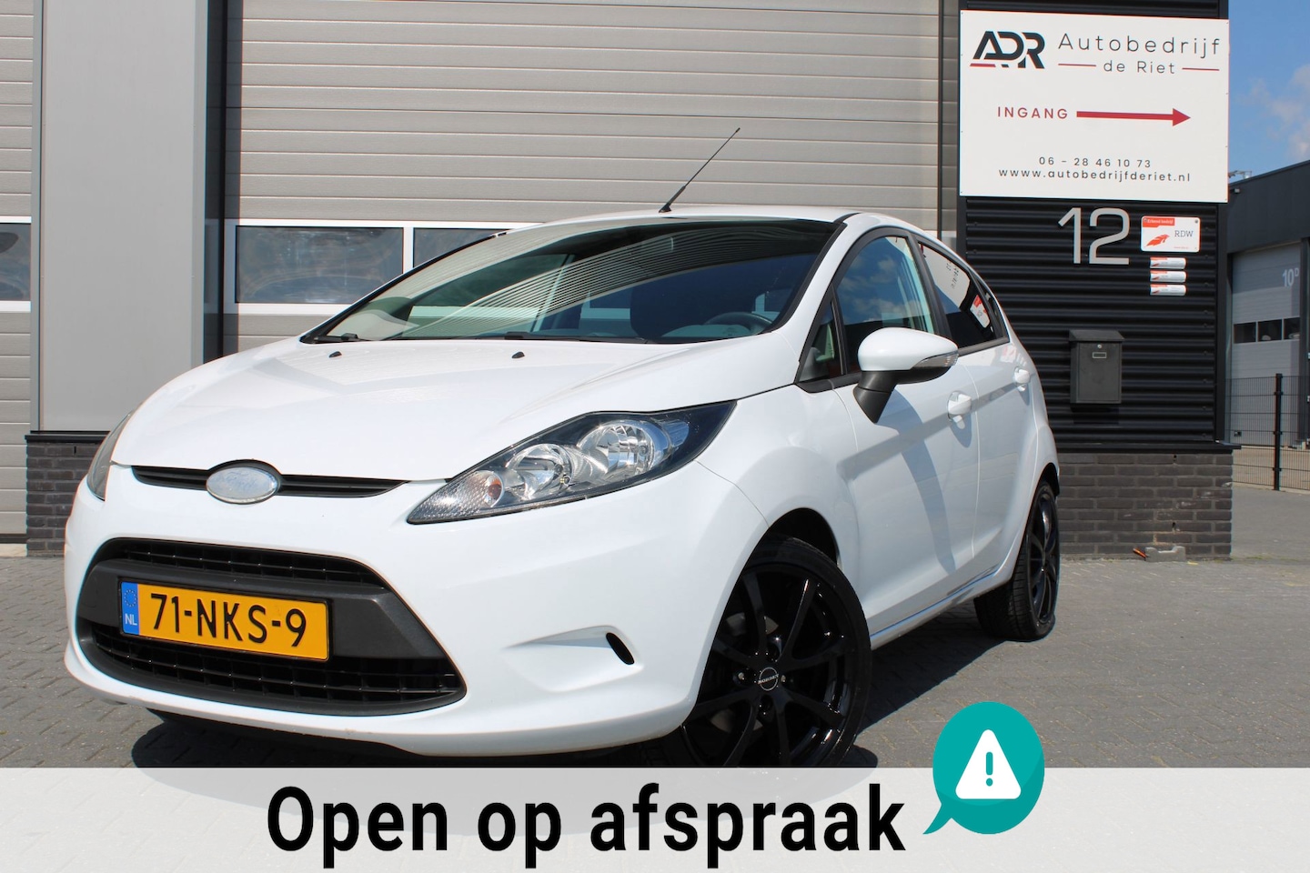Ford Fiesta - 1.25 Limited / 17'' LM / AIRCO / 5 DRS / NIEUWE BEURT !!! - AutoWereld.nl