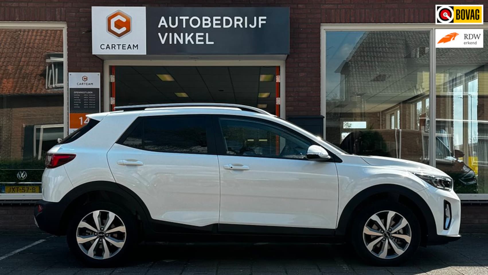 Kia Stonic - 1.0 T-GDi MHEV DynamicPlusLine *Carplay*Navi*Stoel/Stuurverwarming*Led* - AutoWereld.nl