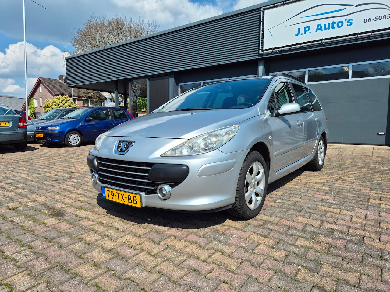 Peugeot 307 Break - 2.0-16V Premium NIEUWE APK AIRCO - AutoWereld.nl