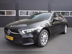 Mercedes-Benz A-klasse - 250 e Business Line Aut/Sfeerverlichting/Carplay/Park.sensoren/Camera