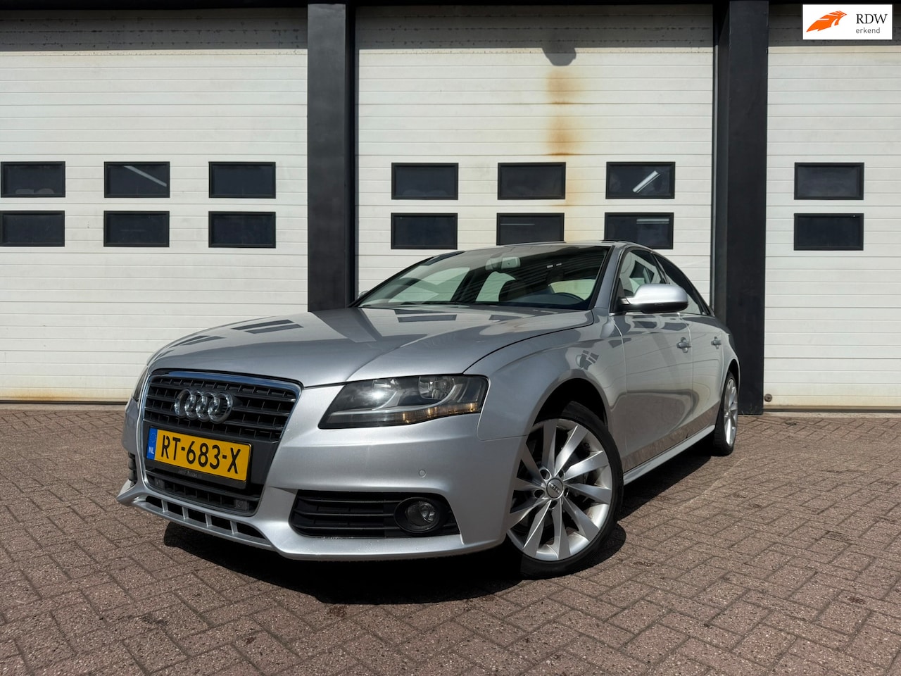 Audi A4 Limousine - 1.8 TFSI Pro Line automaat/stoelverwarming/open dak - AutoWereld.nl
