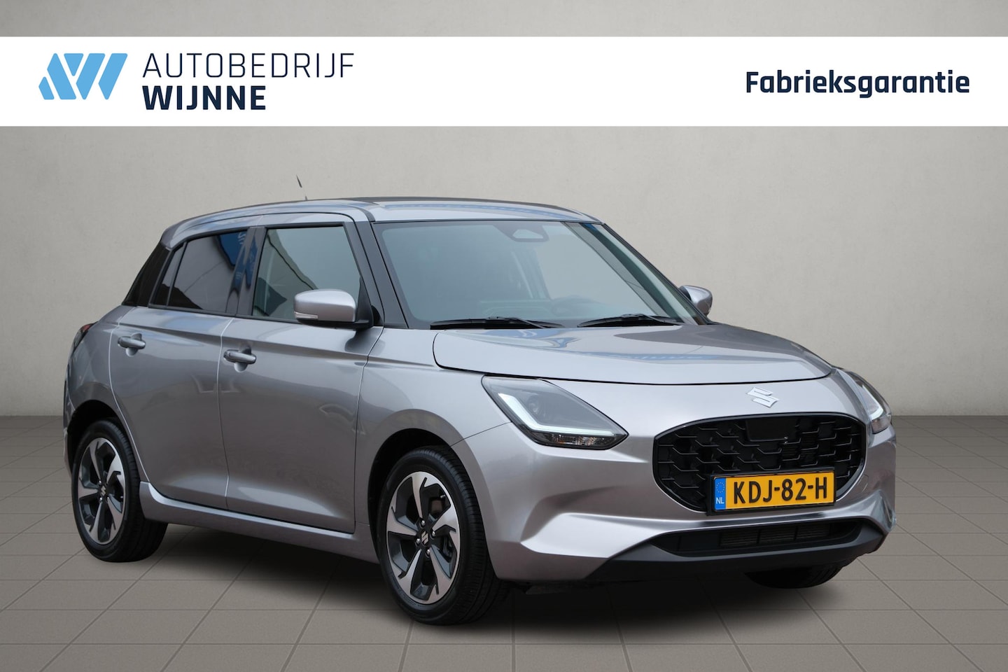 Suzuki Swift - 1.2 82pk Style Smart Hybrid | Navi | App Connect | Climate | Adaptive Cruise | Camera | Ke - AutoWereld.nl