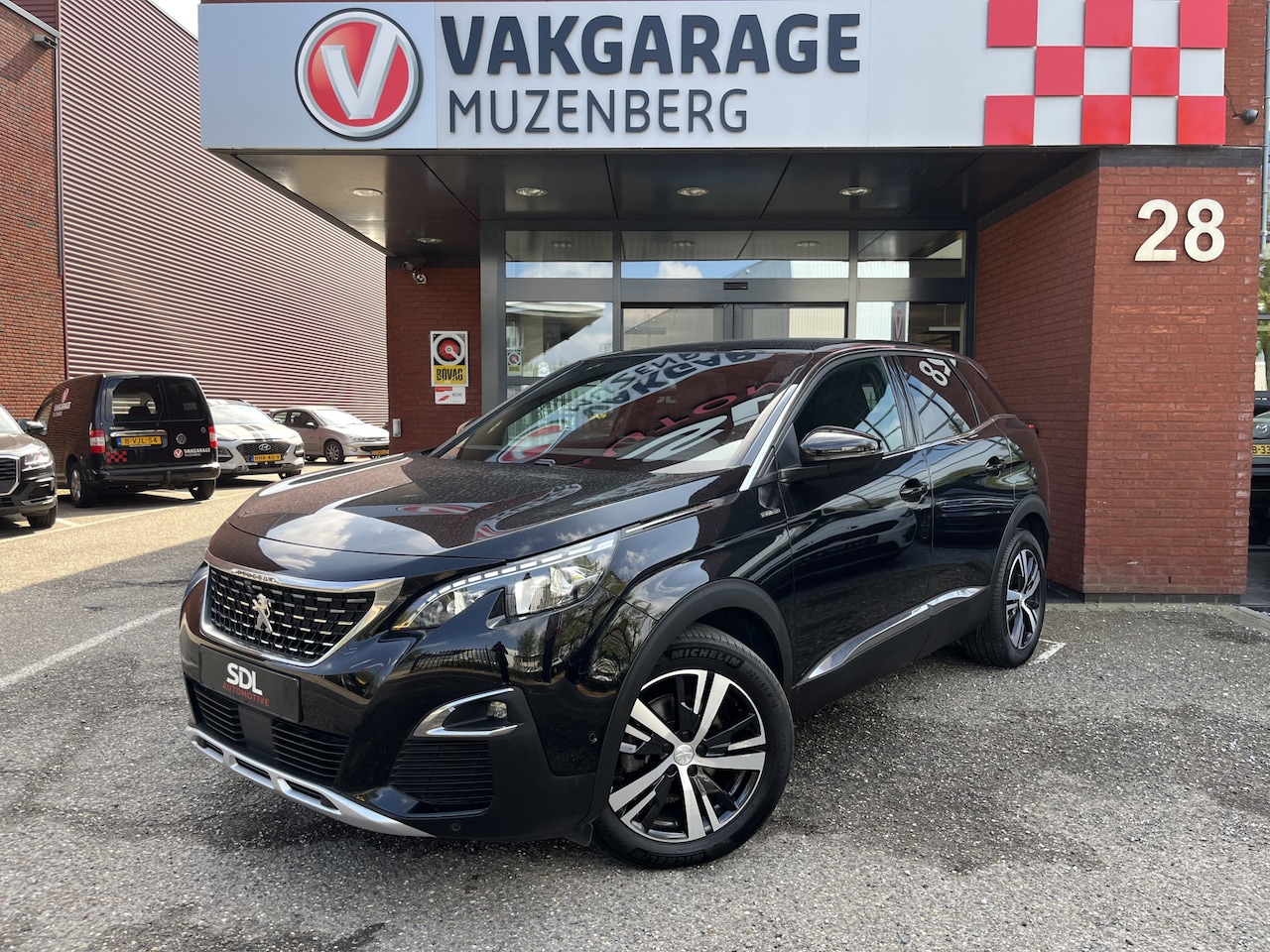 Peugeot 3008 - 1.2 Turbo GT Line // LEDER // ELEK. STOEL+GEHEUGEN // DODEHOEK // 360 CAMERA // CRUISE // - AutoWereld.nl