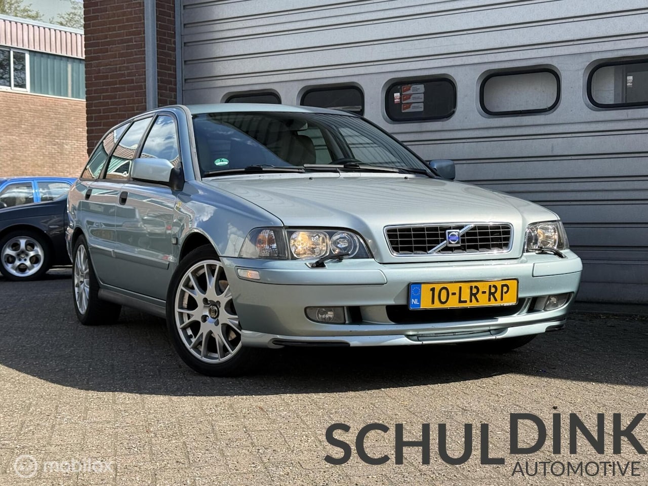 Volvo V40 - 1.8 Europa CRUISE CONTROLE|TREKHAAK|AIRCONDITIONING - AutoWereld.nl